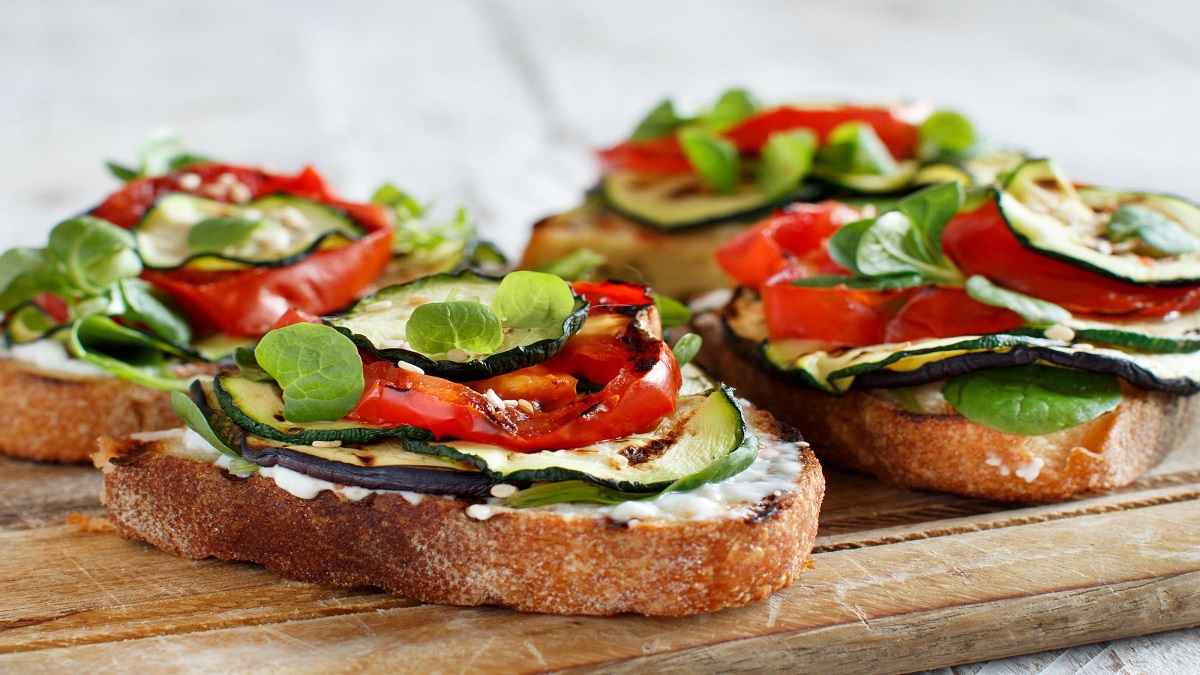 طرز تهیه اسنک بادمجان ساده و فوری برای شام سبک یا عصرانه