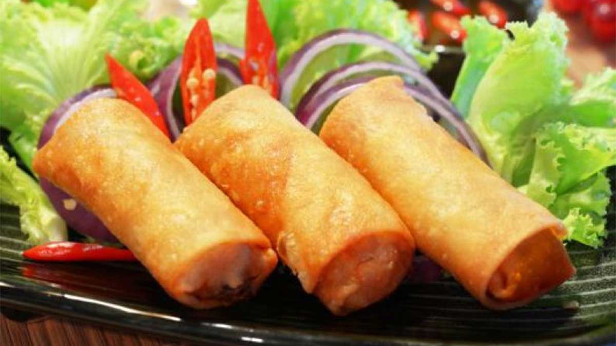 طرز تهیه سمبوسه پیتزایی رولی خوشمزه + روش تزیین