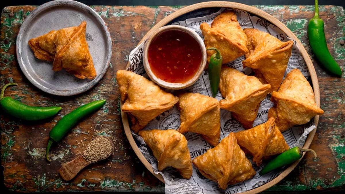 طرز تهیه سمبوسه جنوبی تند و خوشمزه به سبک آبادانی