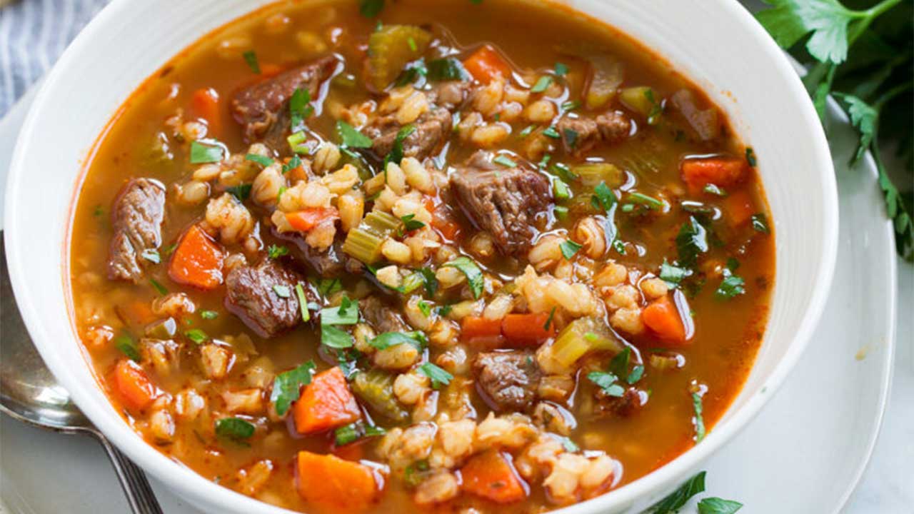 طرز تهیه سوپ جو با گوشت چرخ کرده، گوسفندی، گاو و بوقلمون