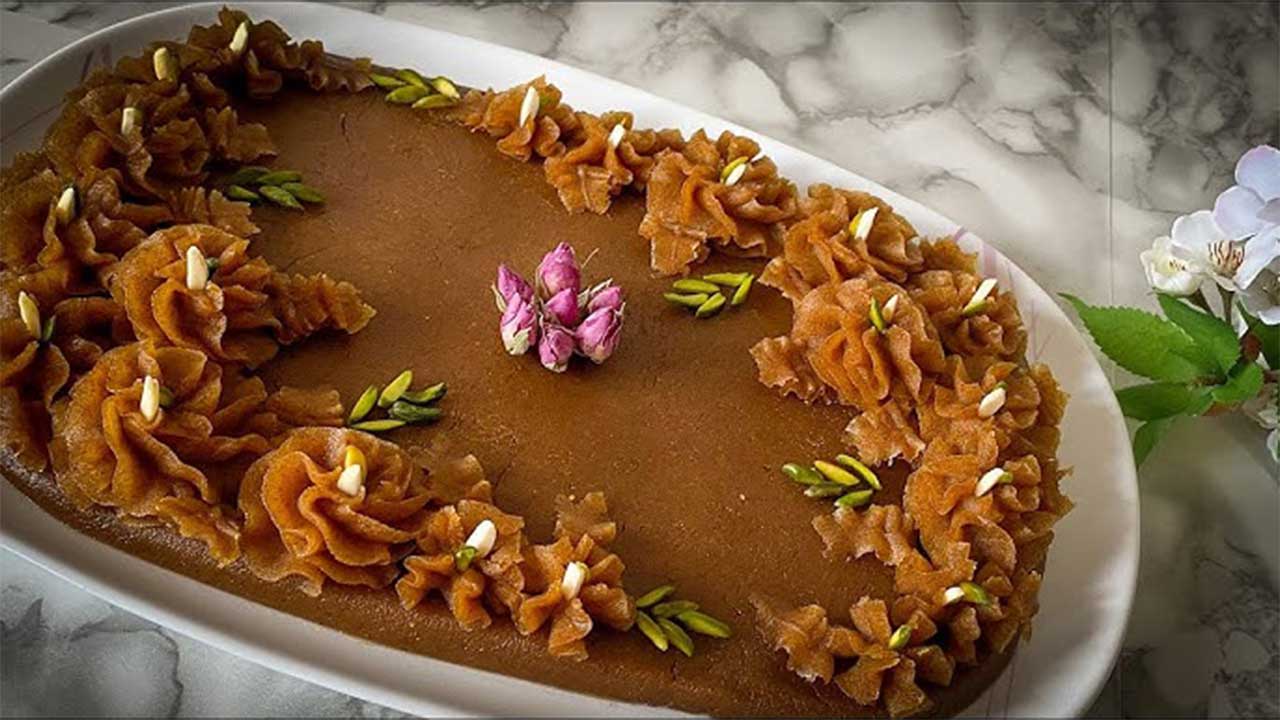 طرز تهیه حلوای اوماج با شیره انگور + تمام نکات