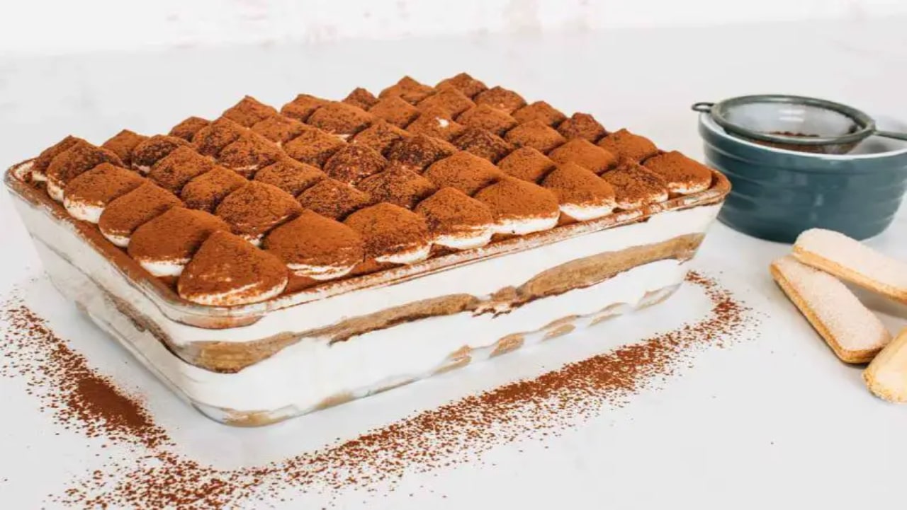 طرز تهیه تیرامیسو با پنیر خامه ای به سبک قنادهای حرفه ای