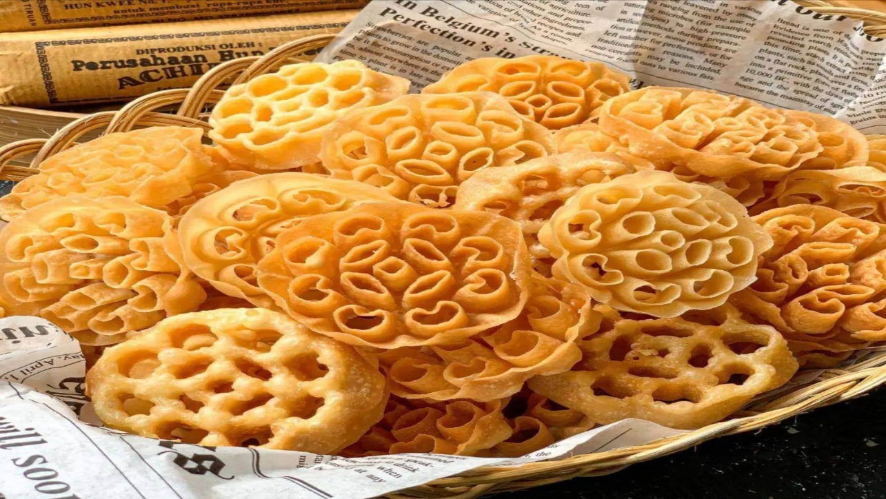 طرز تهیه شیرینی پنجره ای بدون قالب در سه سوت