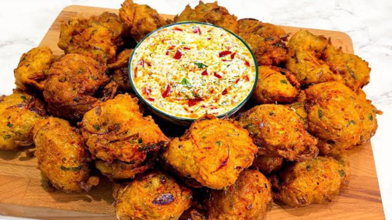 طرز تهیه پکوره سیب زمینی محلی و خوشمزه