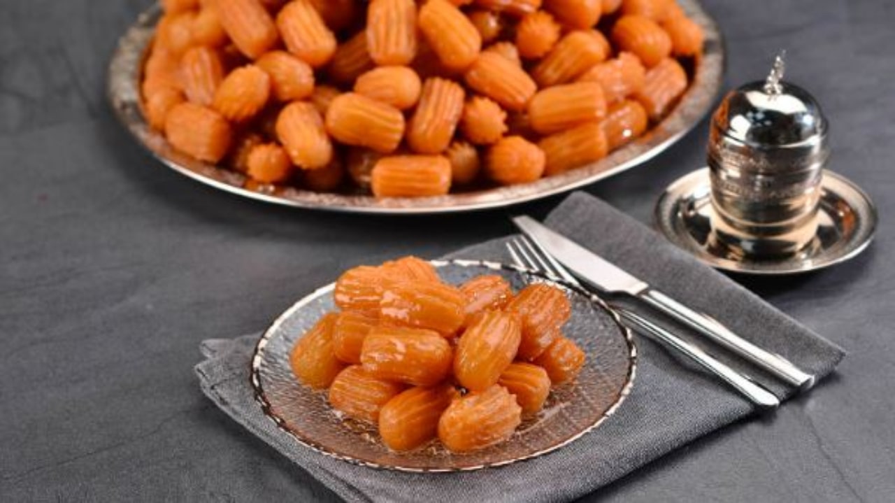 طرز تهیه بامیه خانگی آسان و ساده با و بدون قیف