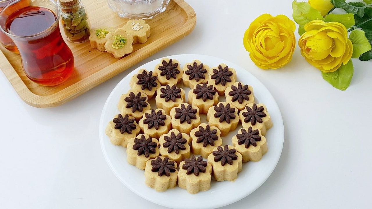 طرز تهیه شیرینی نخودچی با کره-ساده، اصیل و خوشمزه