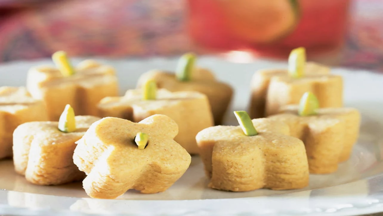 طرز تهیه شیرینی نخودچی بدون فر و مثل قنادی های حرفه ای