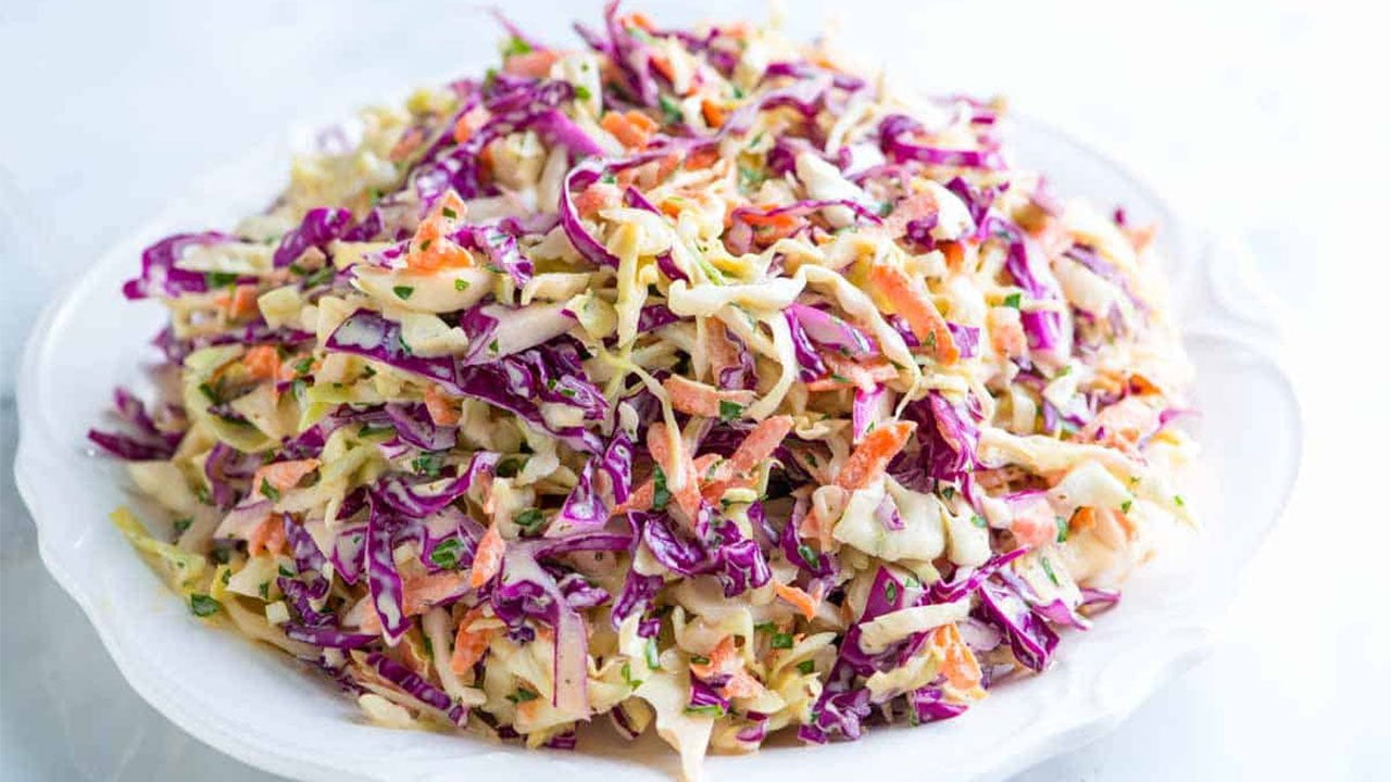 طرز تهیه سالاد اندونزی با کالباس خوشمزه و سریع برای مهمانی