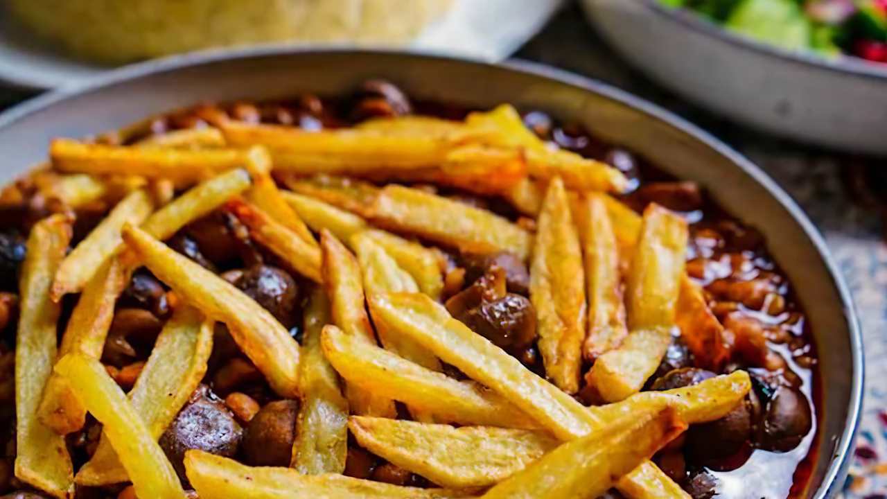 طرز تهیه خورشت قیمه سیب زمینی خوشمزه با طعم عالی