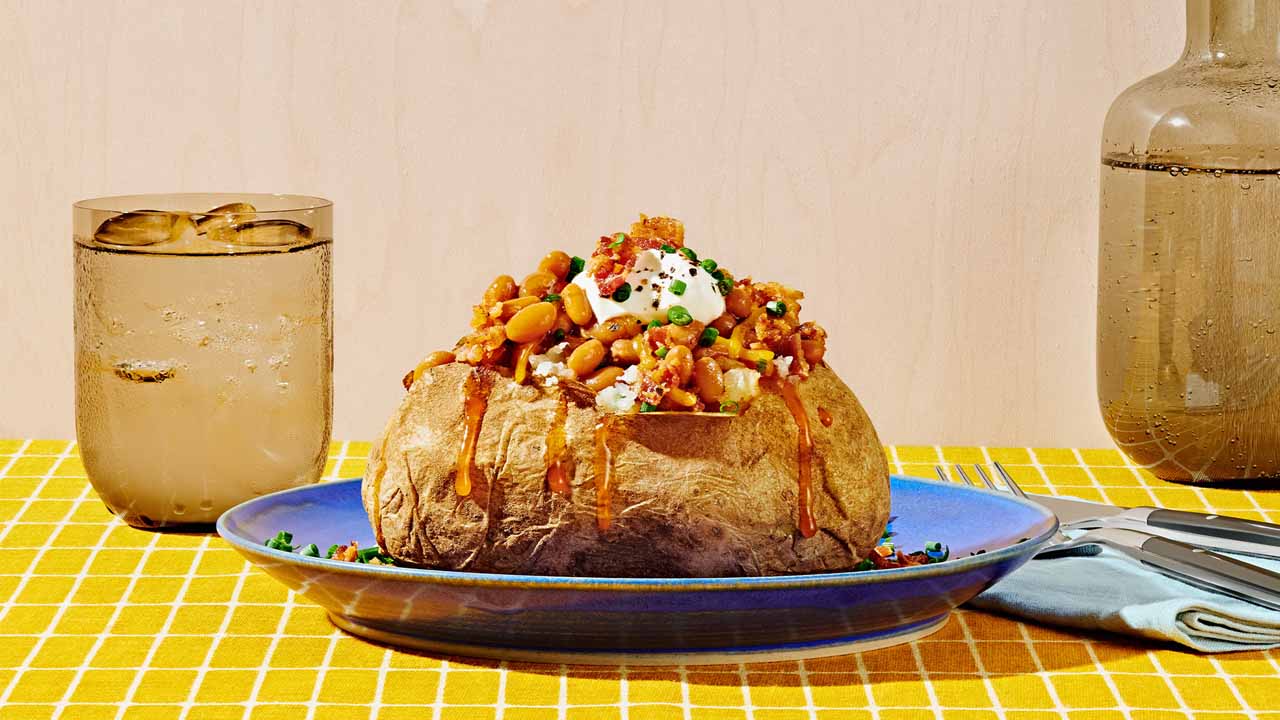 طرز تهیه خوراک لوبیا چیتی با سیب زمینی – سریع و راحت