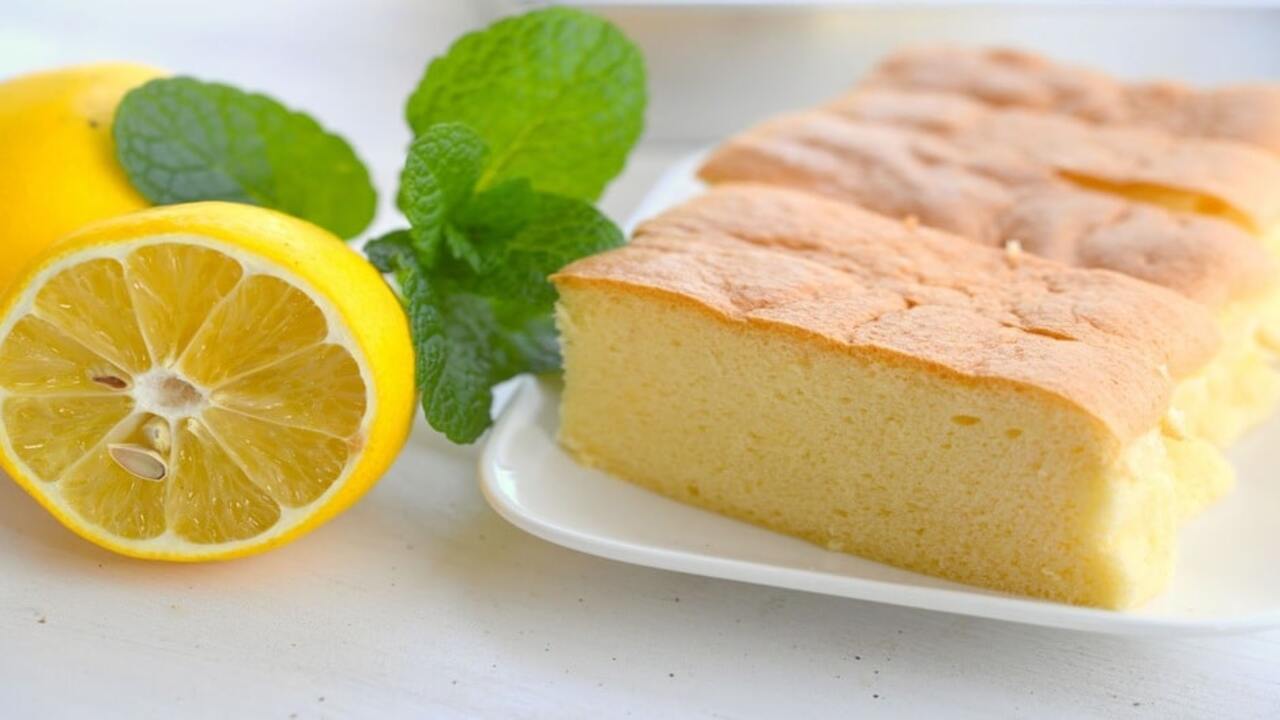 طرز تهیه کیک اسفنجی برای ۴ نفر با پف، طعم و شکل عالی