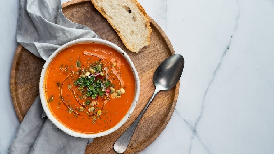 طرز تهیه سوپ سرد گازپاچوی اسپانیایی