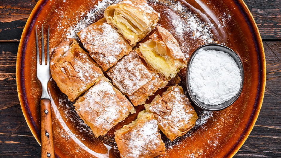 طرز تهیه بوگاتسا، شیرینی کرمدار یونانی