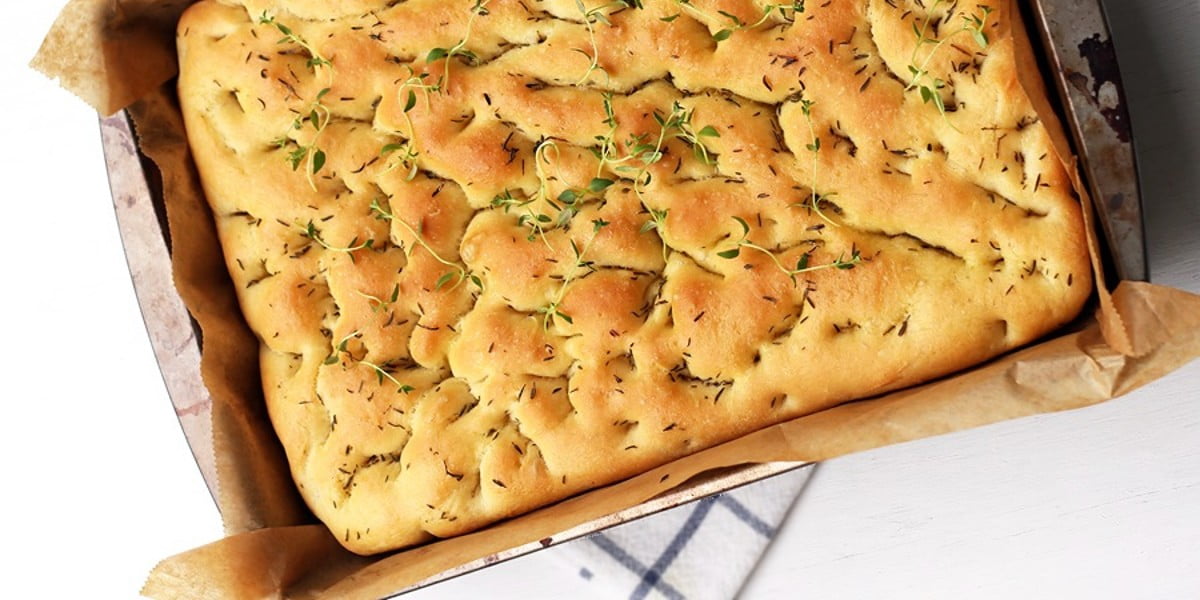 طرز تهیه نان فوکاچیا ایتالیایی در منزل