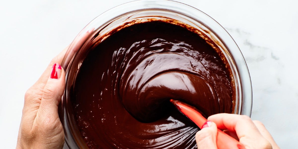 طرز تهیه گاناش با خامه صبحانه