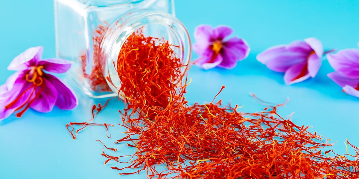 چطور زعفران دم کرده درست کنید؟