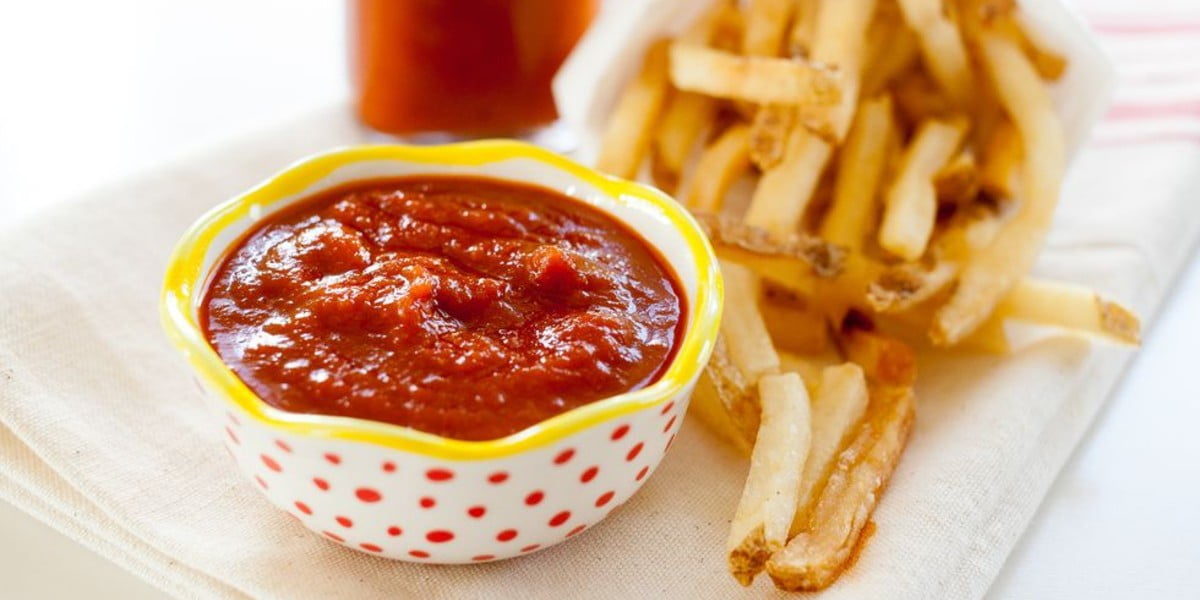 طرز تهیه سس کچاپ تند؛ چاشنی مناسب غذاهای سوخاری