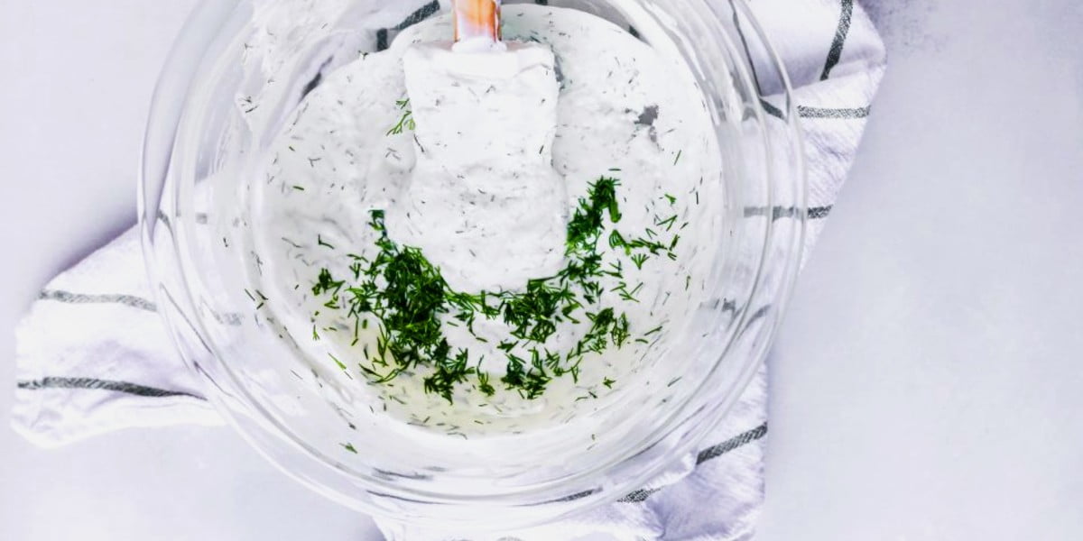 طرز تهیه سس ماست؛ یک چاشنی رژیمی و کم کالری