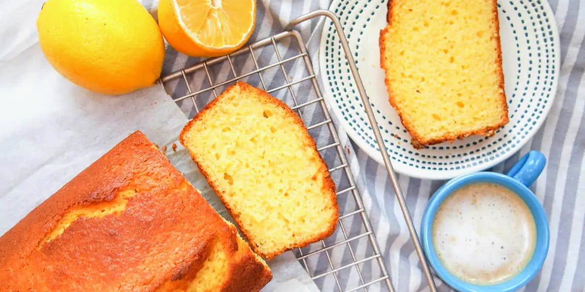 طرز تهیه کیک ماست ؛ عصرانه‌ای تابستانی