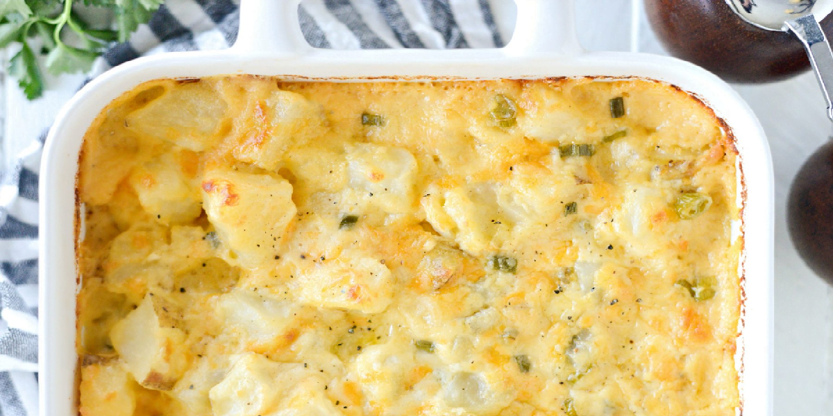 طرز تهیه یک شام ساده و خوشمزه ؛ سیب زمینی با پنیر پیتزا در فر