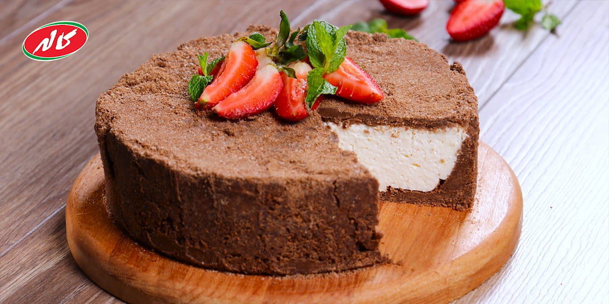 طرز تهیه کیک یخچالی با خامه ترش ؛ یک دسر دلپذیر همراه با ویدیو