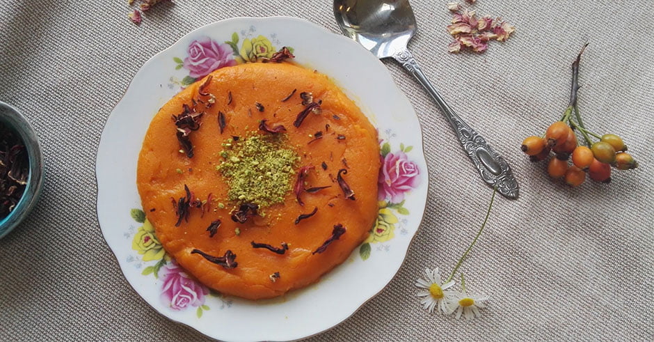 طرز تهیه حلوای هویج زعفرانی خوشرنگ در خانه