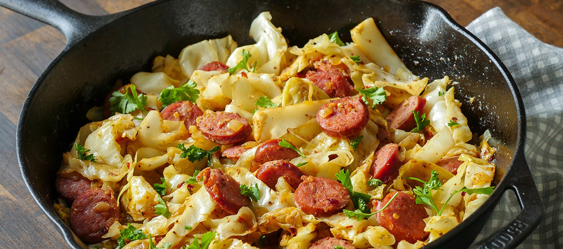 طرز تهیه سالاد کتوژنیک تابه‌ای؛ یک وعده غذای رژیمی و سالم