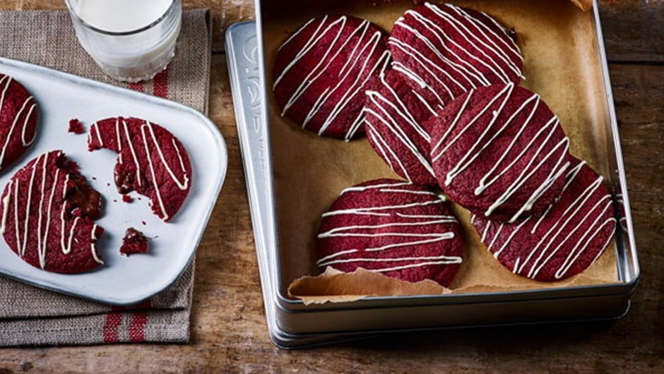 طرز تهیه کوکی ردولوت خانگی با عکس مرحله به مرحله