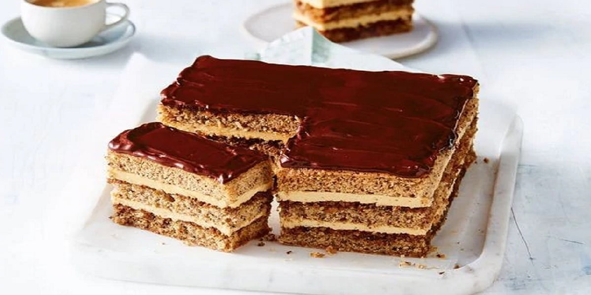 طرز تهیه کیک فندقی خوشمزه به ساده‌ترین روش