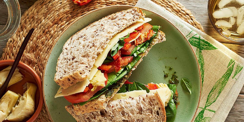 طرز تهیه ساندویچ صبحانه خوشمزه برای سفر