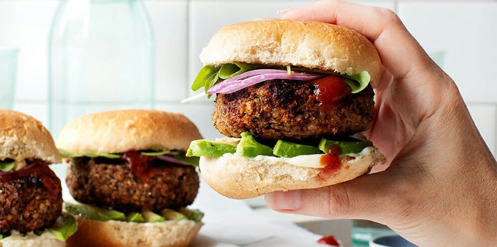 طرز تهیه برگر گیاهی خوشمزه با لوبیا سفید