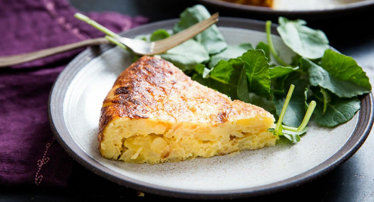 طرز تهیه املت اسپانیایی صبحانه مخصوص آخر هفته