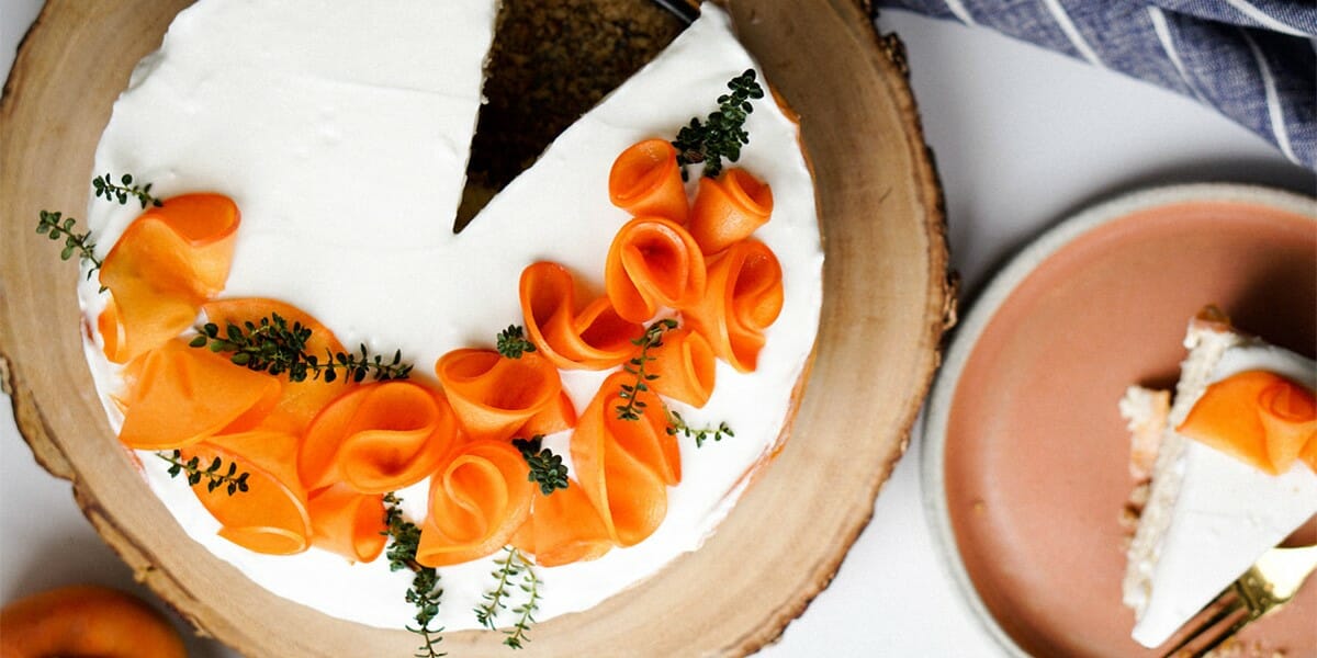 طرز تهیه چیزکیک خرمالو خانگی ؛ دسر خاص و خوشمزه