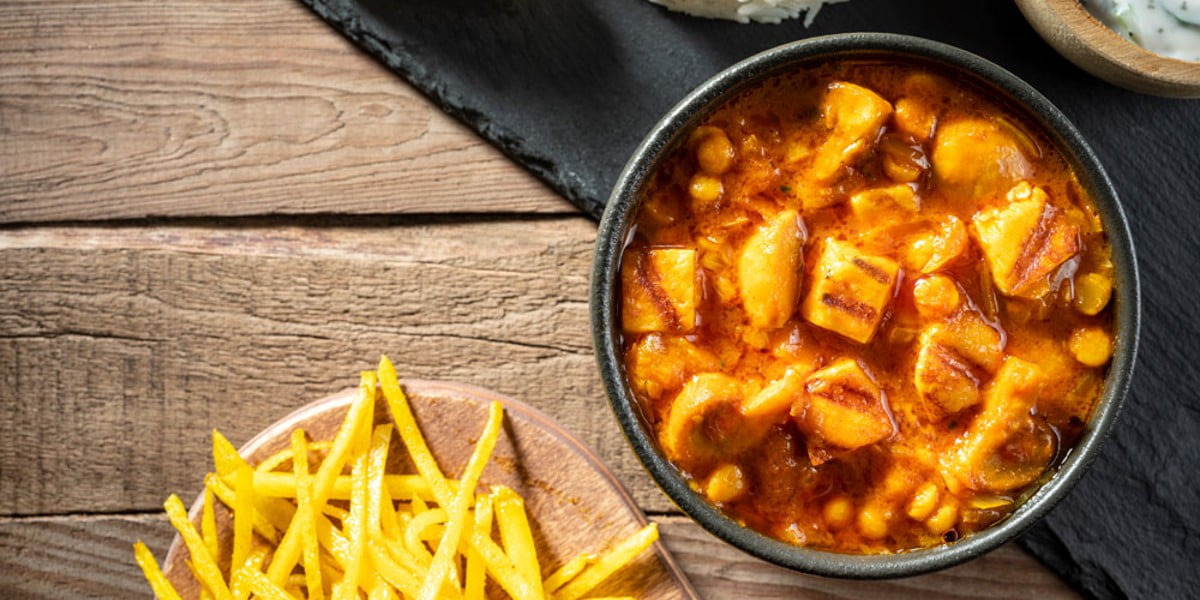 طرز تهیه خورش قیمه با پنیر کبابی