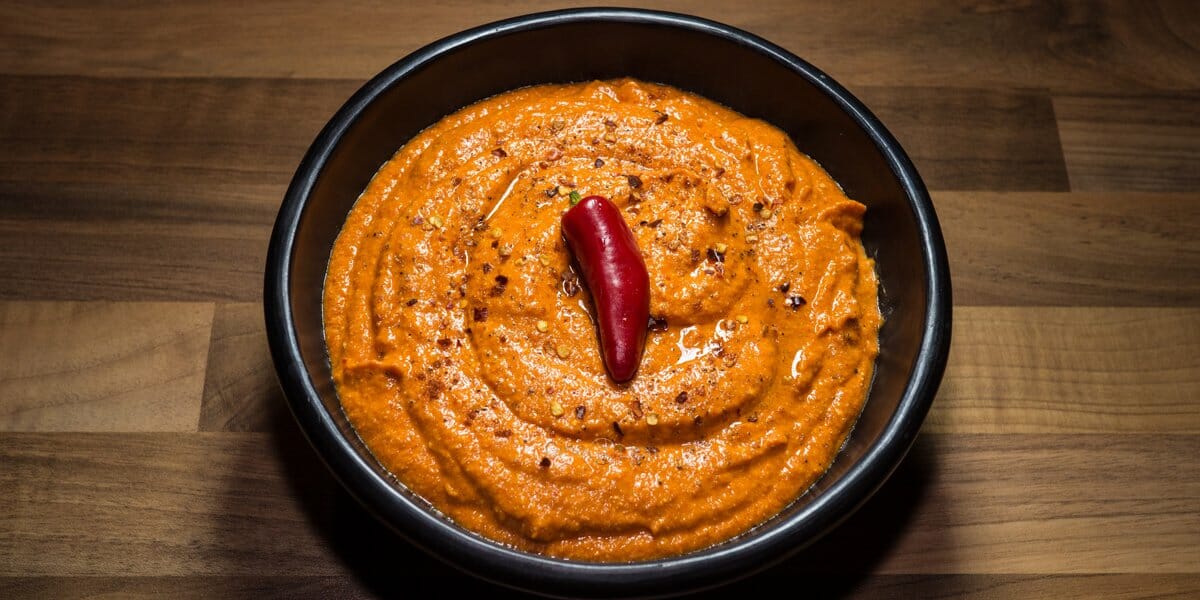 طرز تهیه سس پاپریکا مجارستانی همراه با روش تهیه پاپریکا