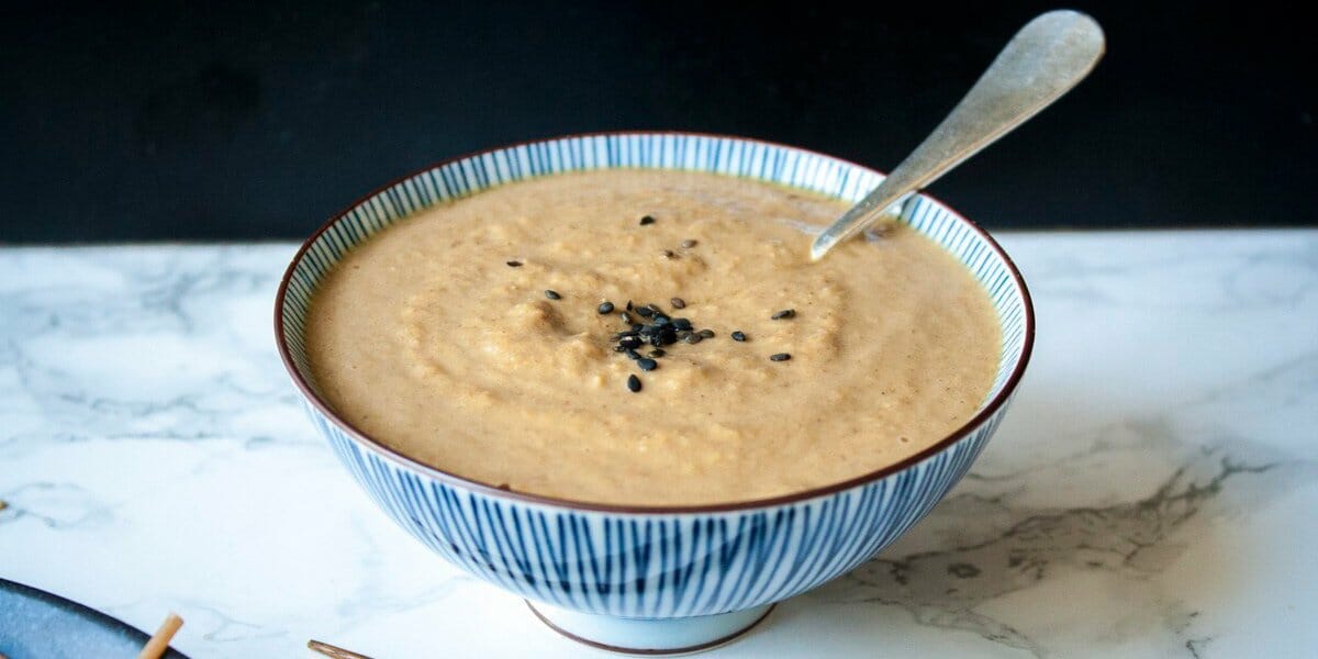 طرز تهیه سس ارده ؛ یک چاشنی متفاوت برای خوردن کاهو