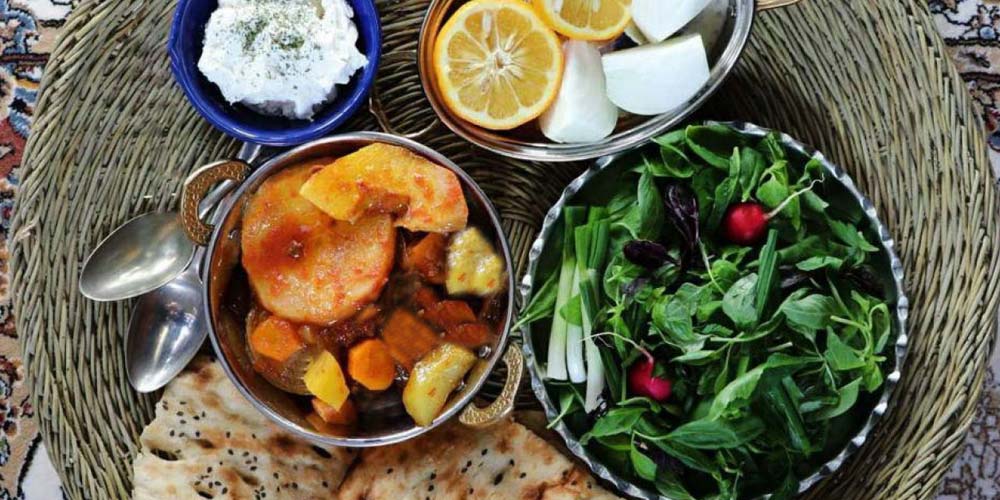طرز تهیه تاس کباب مرغ ؛ یک خوراک خوشمزه و قدیمی