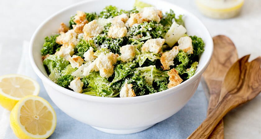 طرز تهیه سالاد سزار با سس مخصوص