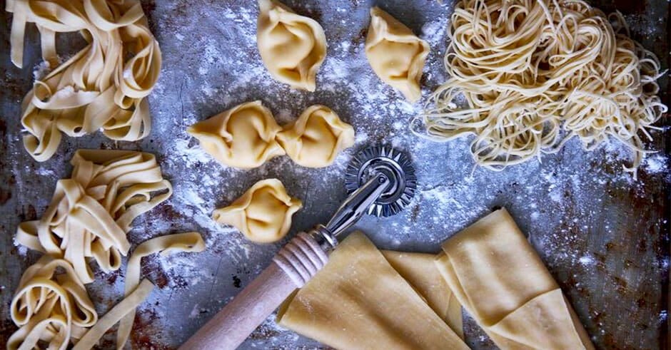 طرز تهیه ماکارونی بدون گلوتن با خمیر خانگی