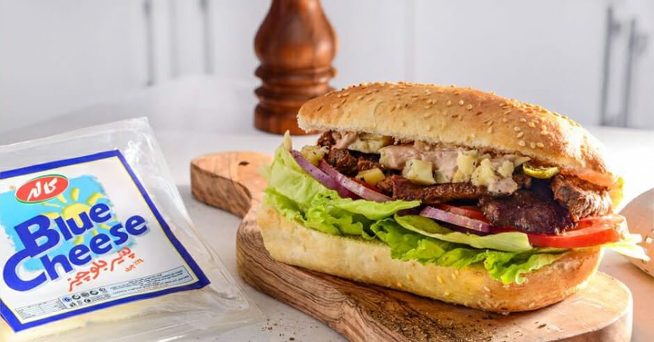 طرز تهیه ساندویچ رست بیف