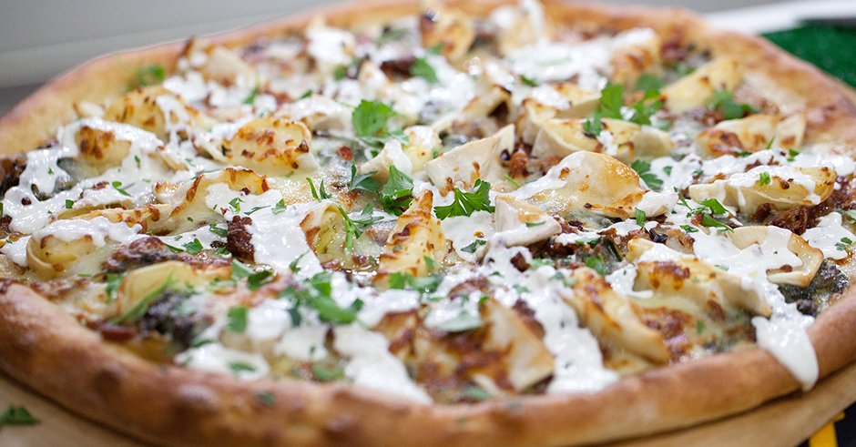 طرز تهیه پیتزا چیکن استروگانف