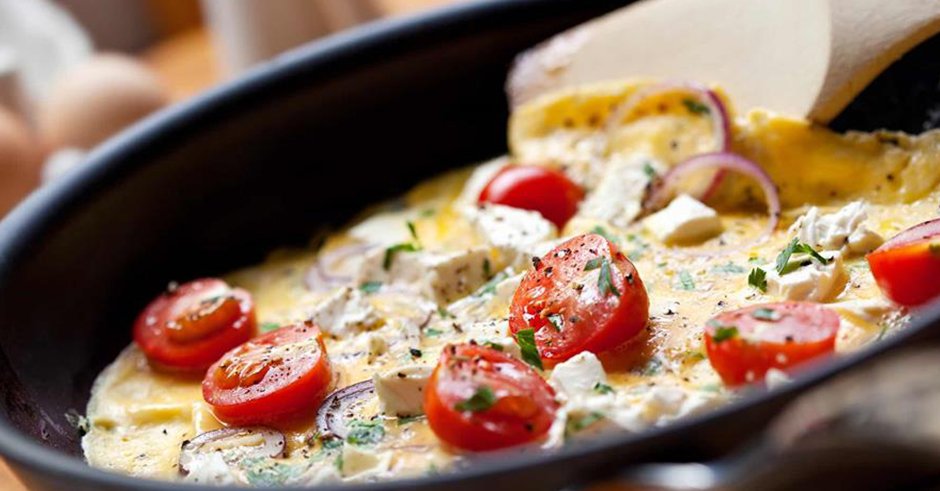 طرز تهیه املت با پنیر پنج ستاره آمل ؛ صبحانه‌ سه سوته و خوشمزه