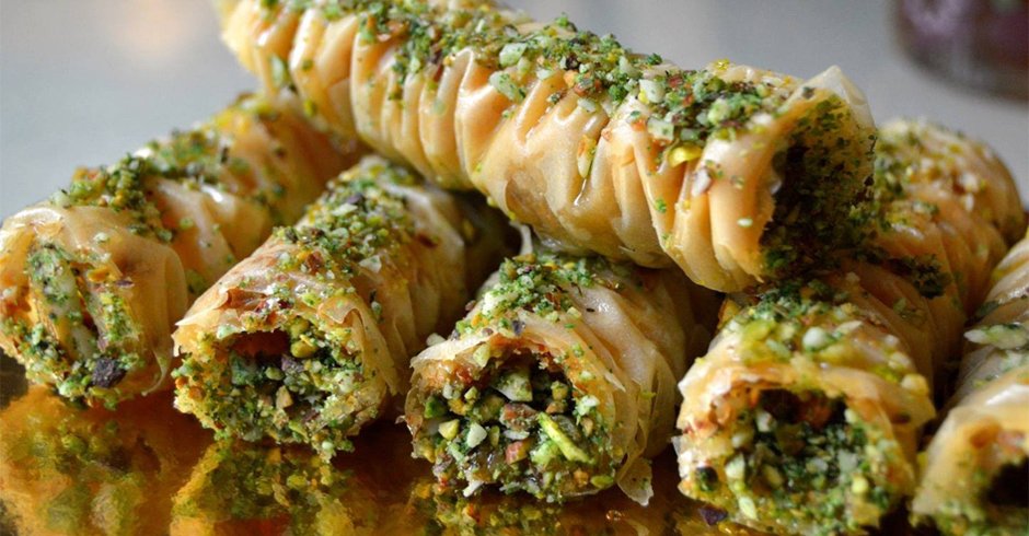 طرز تهیه باقلوا ترکی خوشمزه با خمیر هزارلا