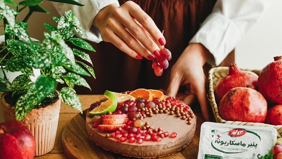 طرز تهیه چیز کیک شکلاتی با پنیر ماسکارپونه برای شب یلدا