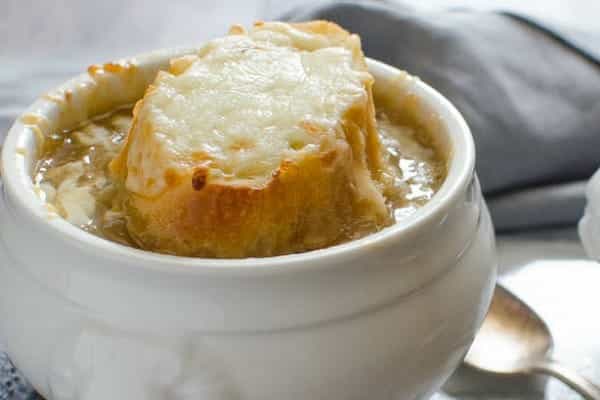 سوپ پیاز فرانسوی