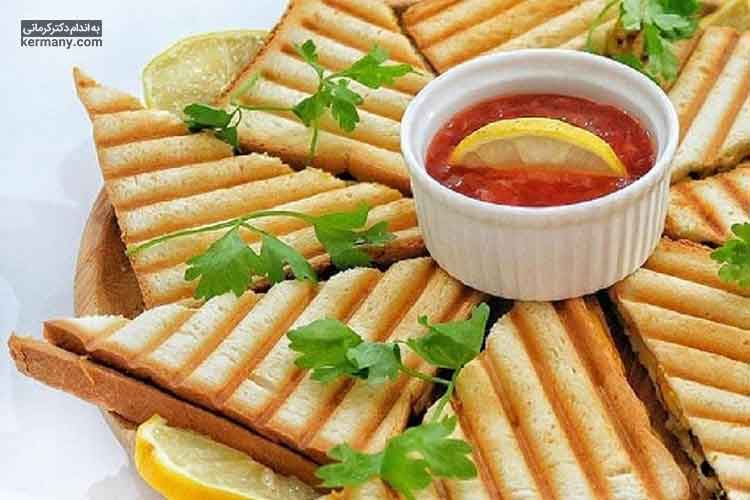 اسنک مرغ و قارچ